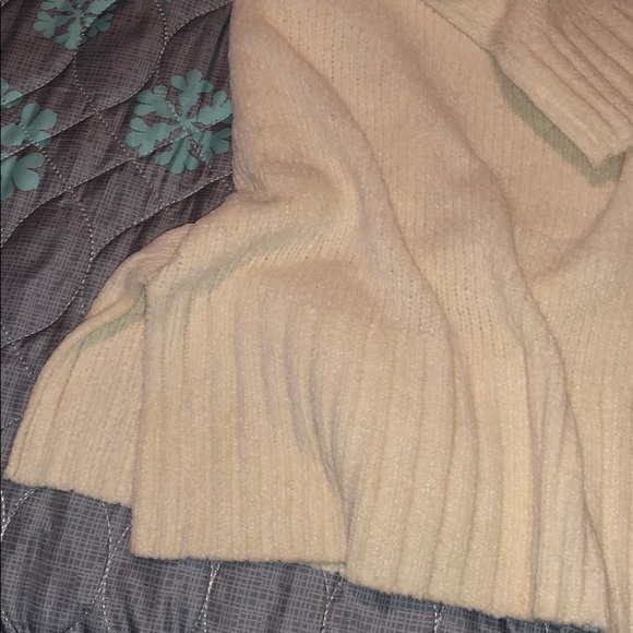 Cream sweater - Picture 2 of 5